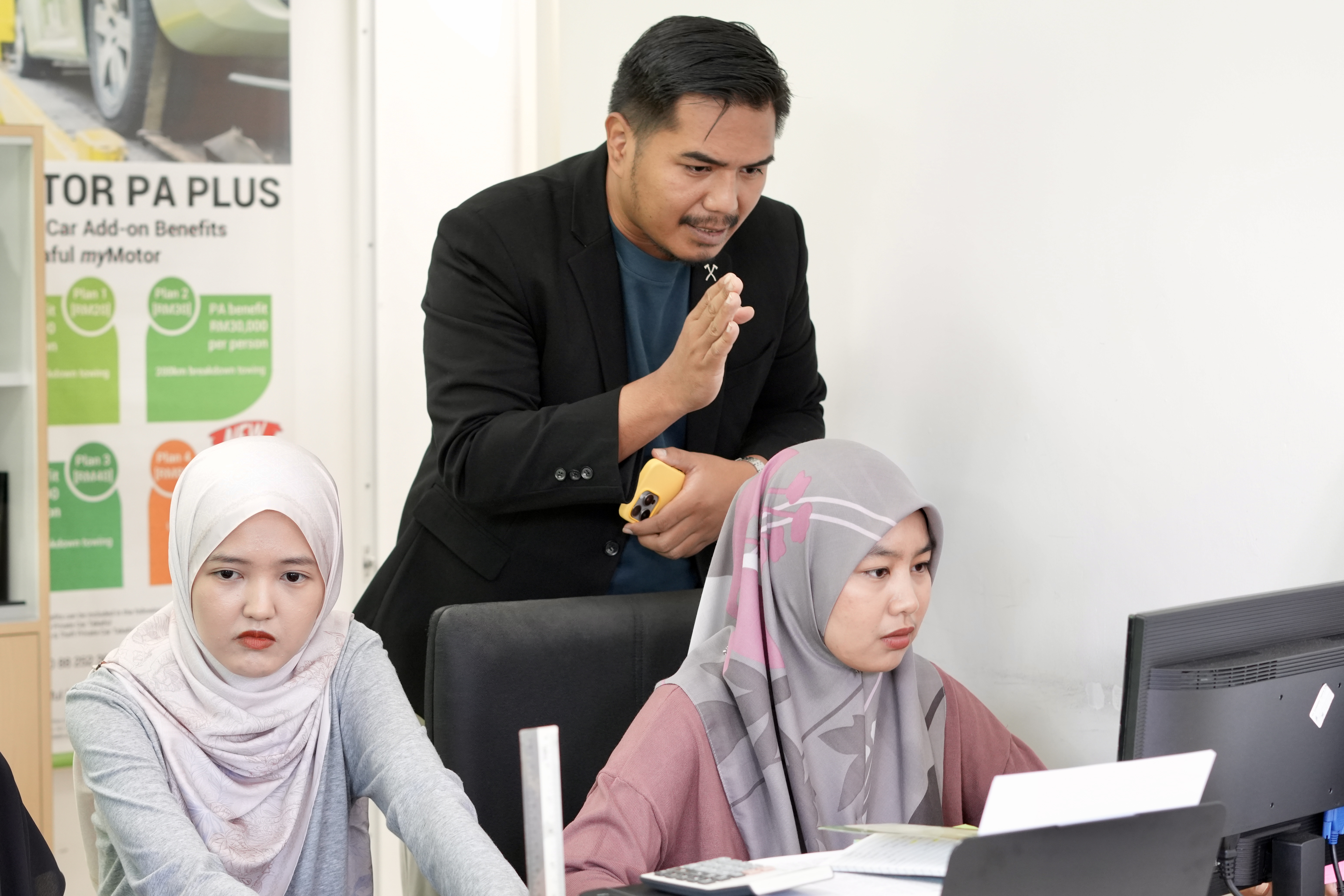 Gambar — sesi latihan korporat